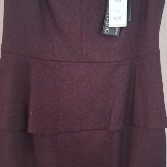 NWT! Banana Republic dress - Picture 4 of 4